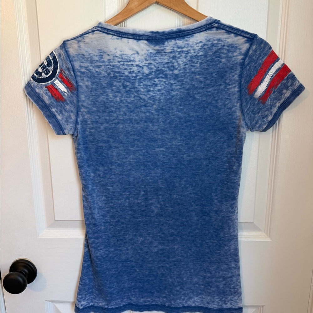 Chicago Cubs Burnout Blue and Red Graphic T-Shirt - Picture 6 of 11